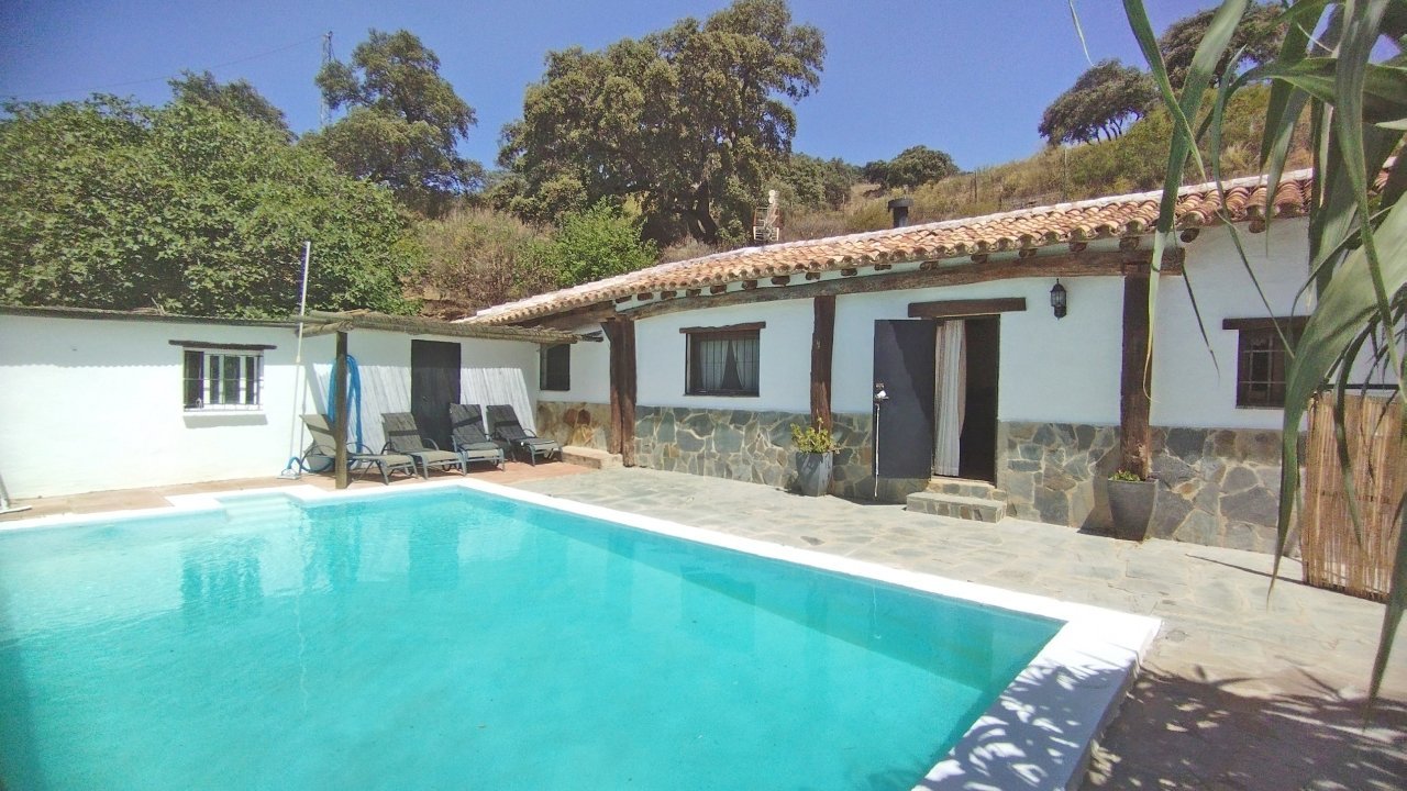 2334 Andalusien, Ronda, Finca mit 2 Häusern, 2 Pools zu verkaufen