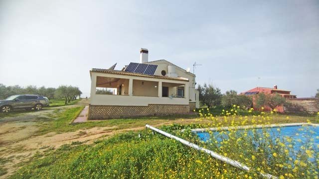 2402 haus mit pool, andalusien, huelva, la palma del condado zu verkaufen