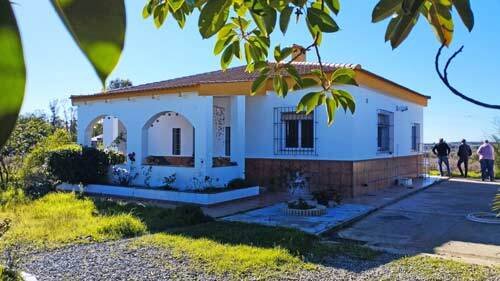 2420 andalucia, provincia huelva, la palma del condado, finca con 2 casas en venta