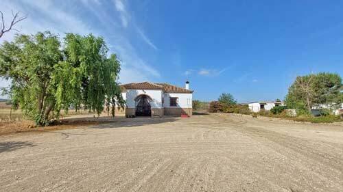 Andalucia, Medina Sidonia - Finca con cuadras para caballos en venta Andalucia, Medina Sidonia - Finca con cuadras para caballos en venta